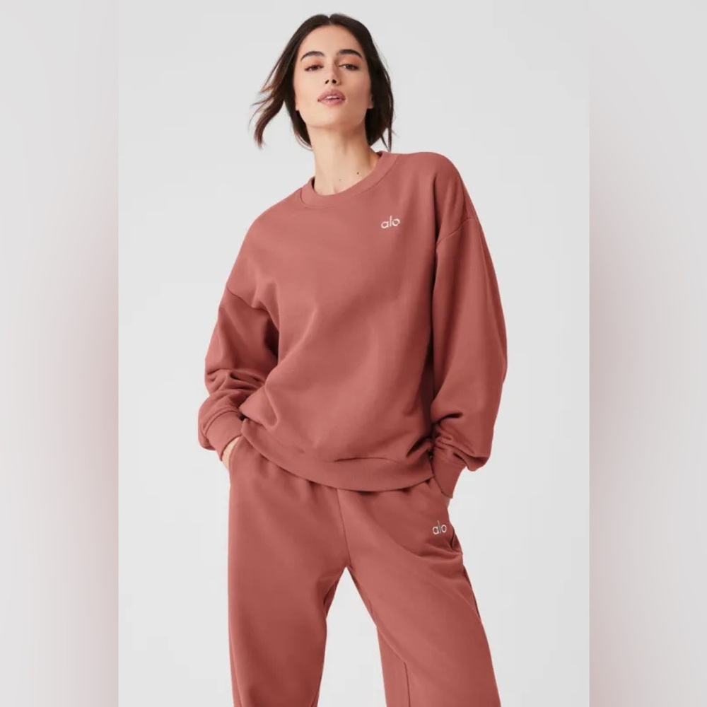 ALO Yoga Accolade Terracotta Crewneck - Picture 3 of 8